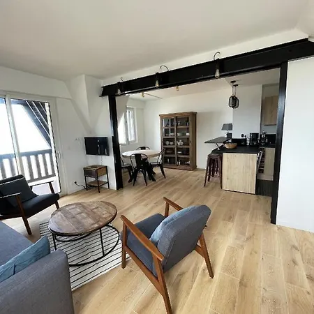 Appartamento Avec Vue Sur La A *